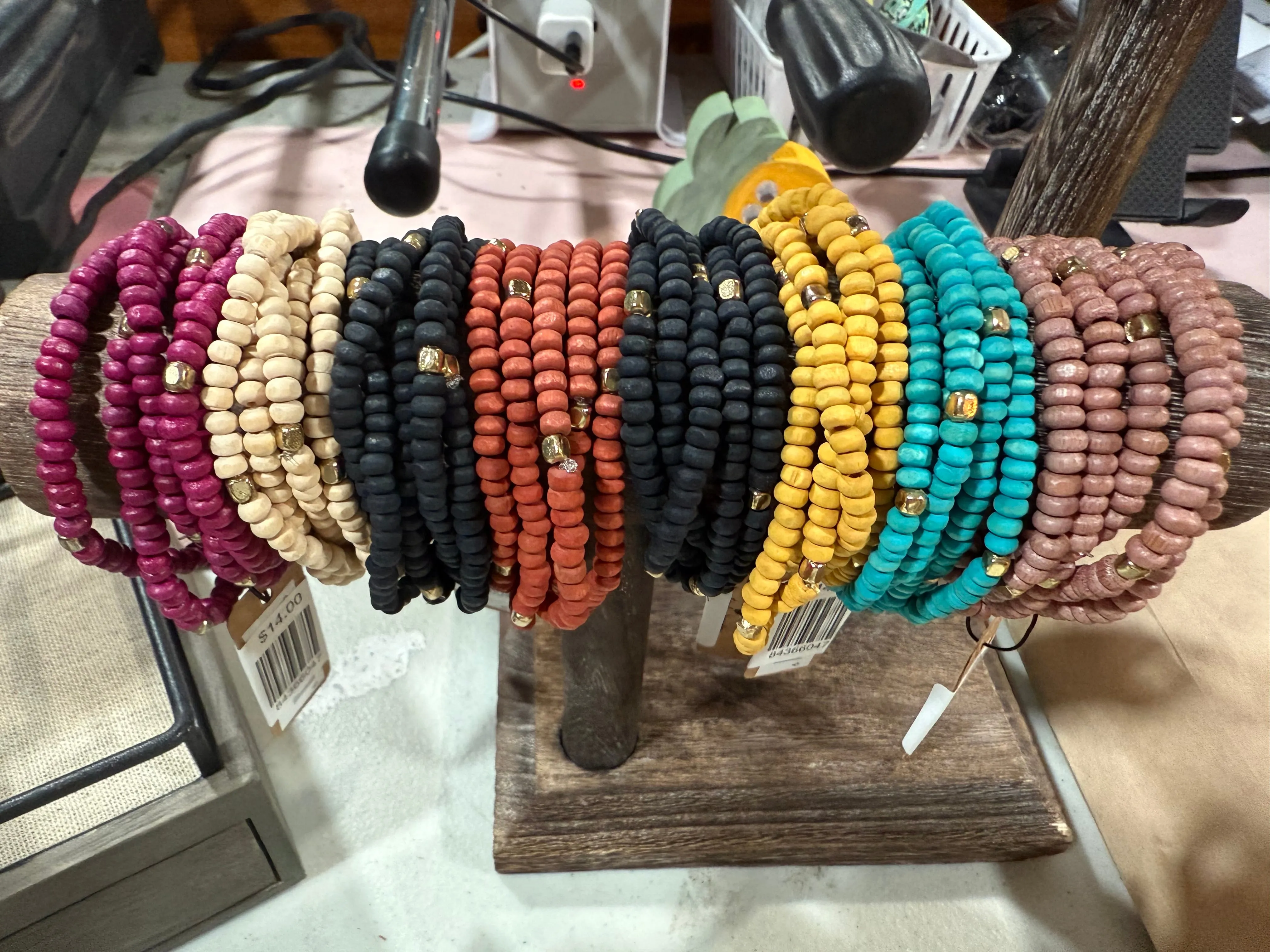 2024 Hickabilly Homecoming - Chromatic Stretch Bracelet(Random style)