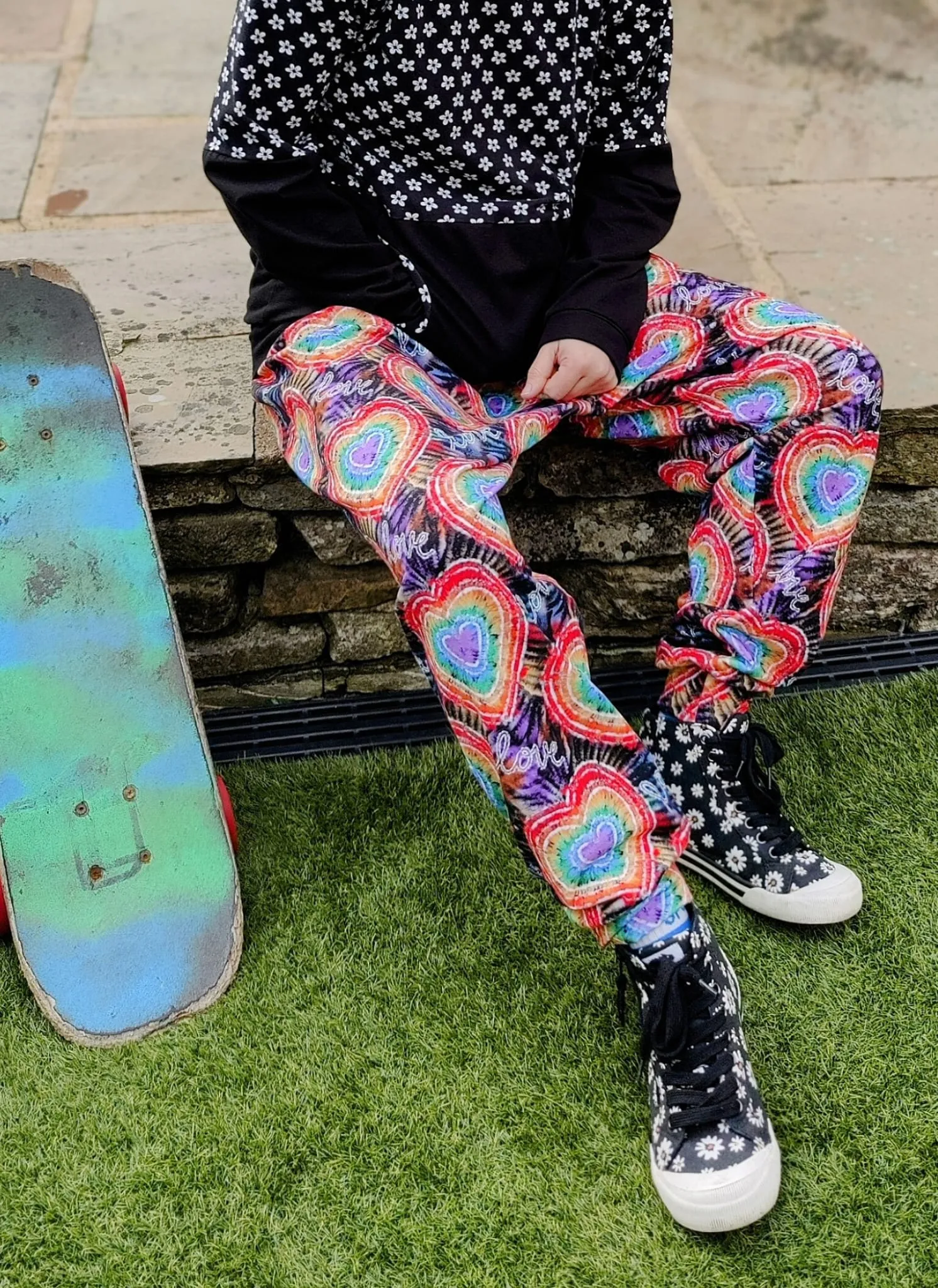 Adults Baggy Joggers - Curve Fit
