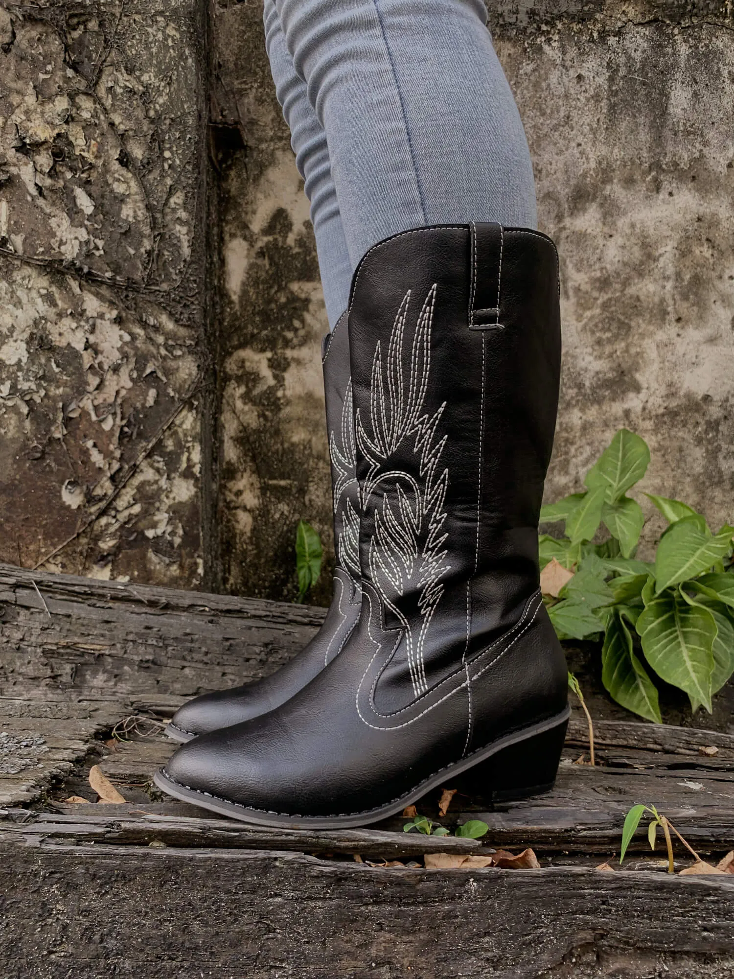 Angel Wing Embroidered Cowboy Heel Knee Boots - Black