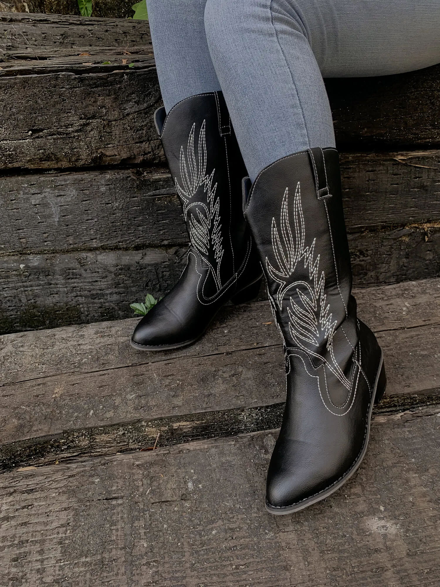 Angel Wing Embroidered Cowboy Heel Knee Boots - Black