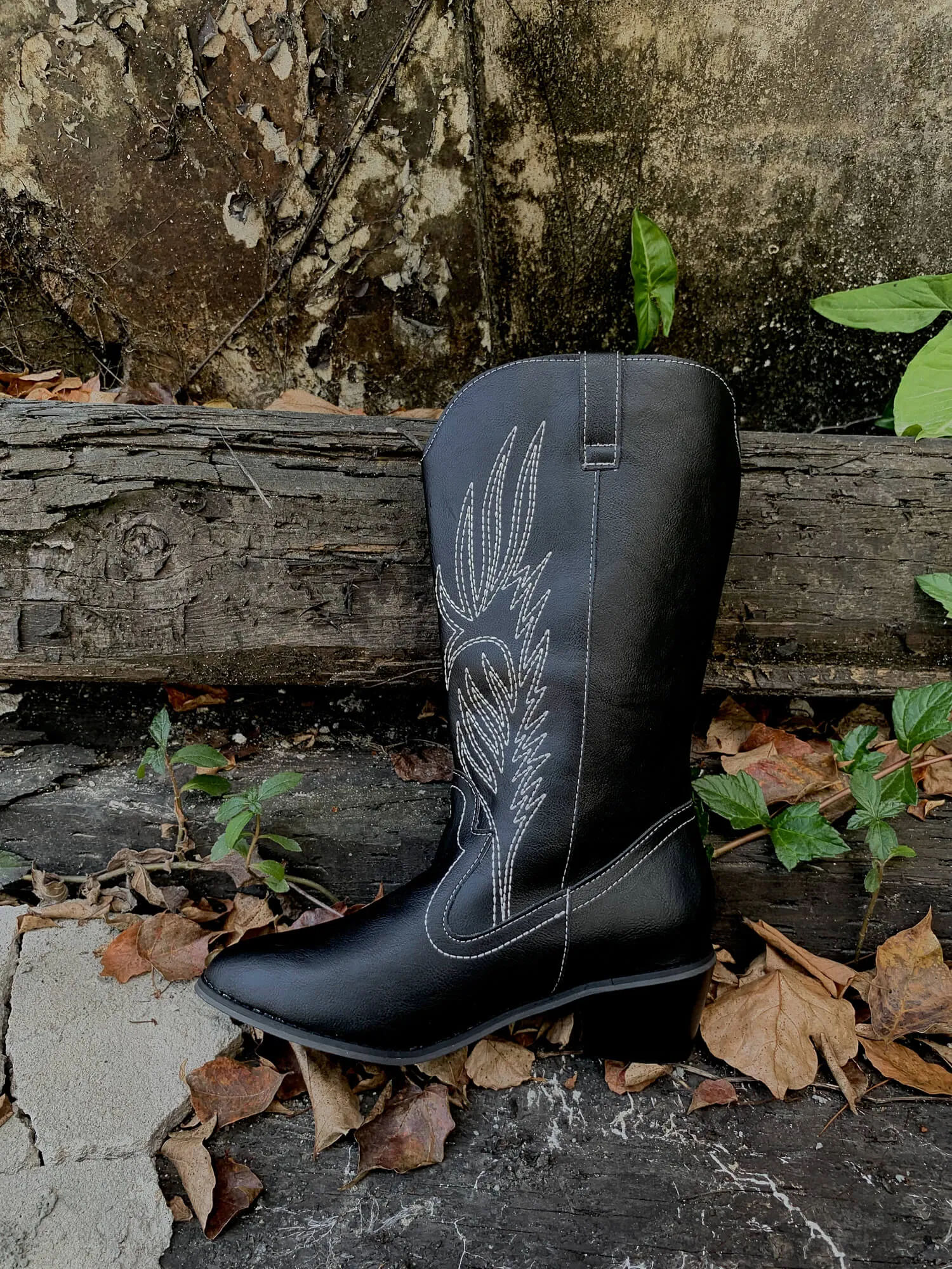 Angel Wing Embroidered Cowboy Heel Knee Boots - Black