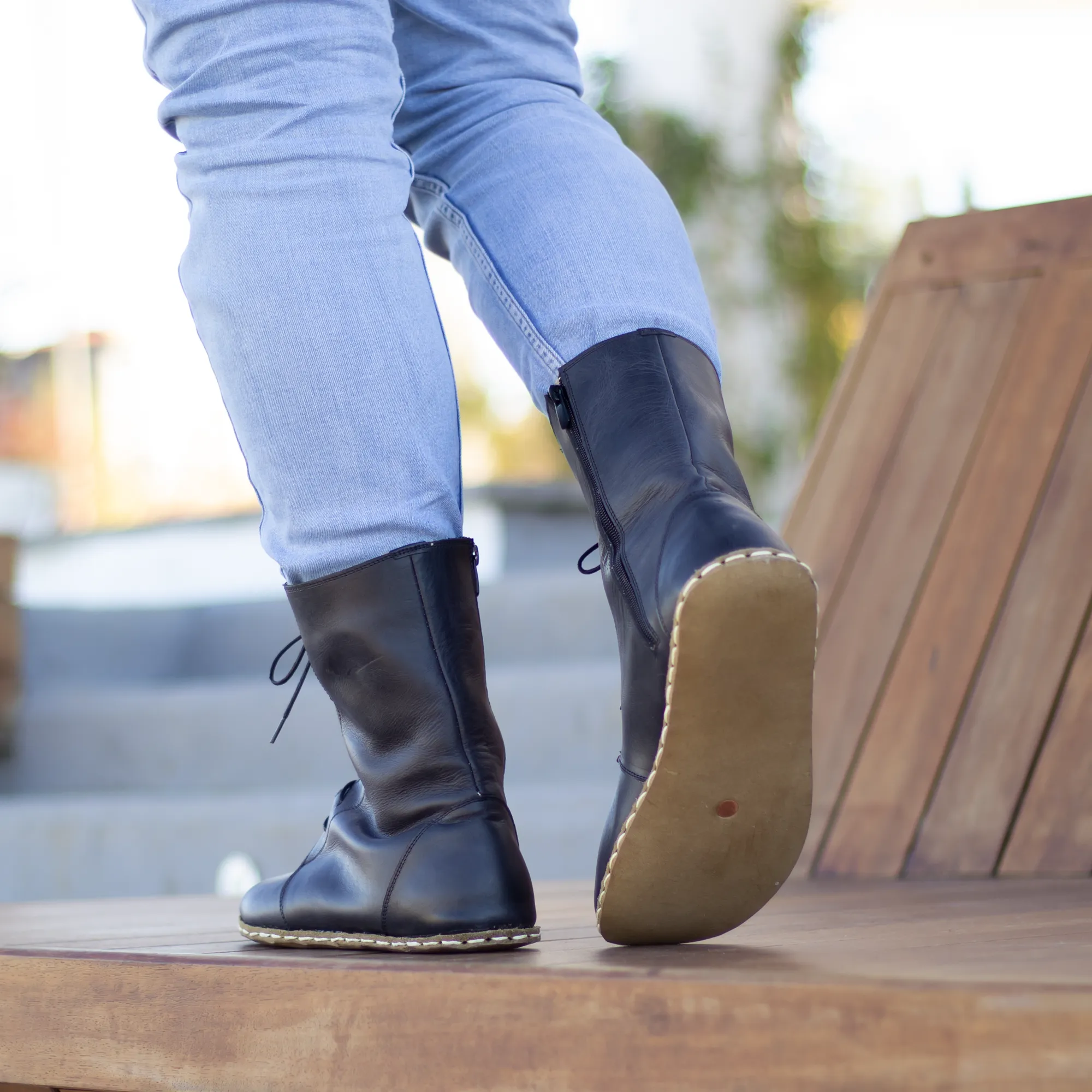 Barefoot Leather Lace-up Black Boots for Men