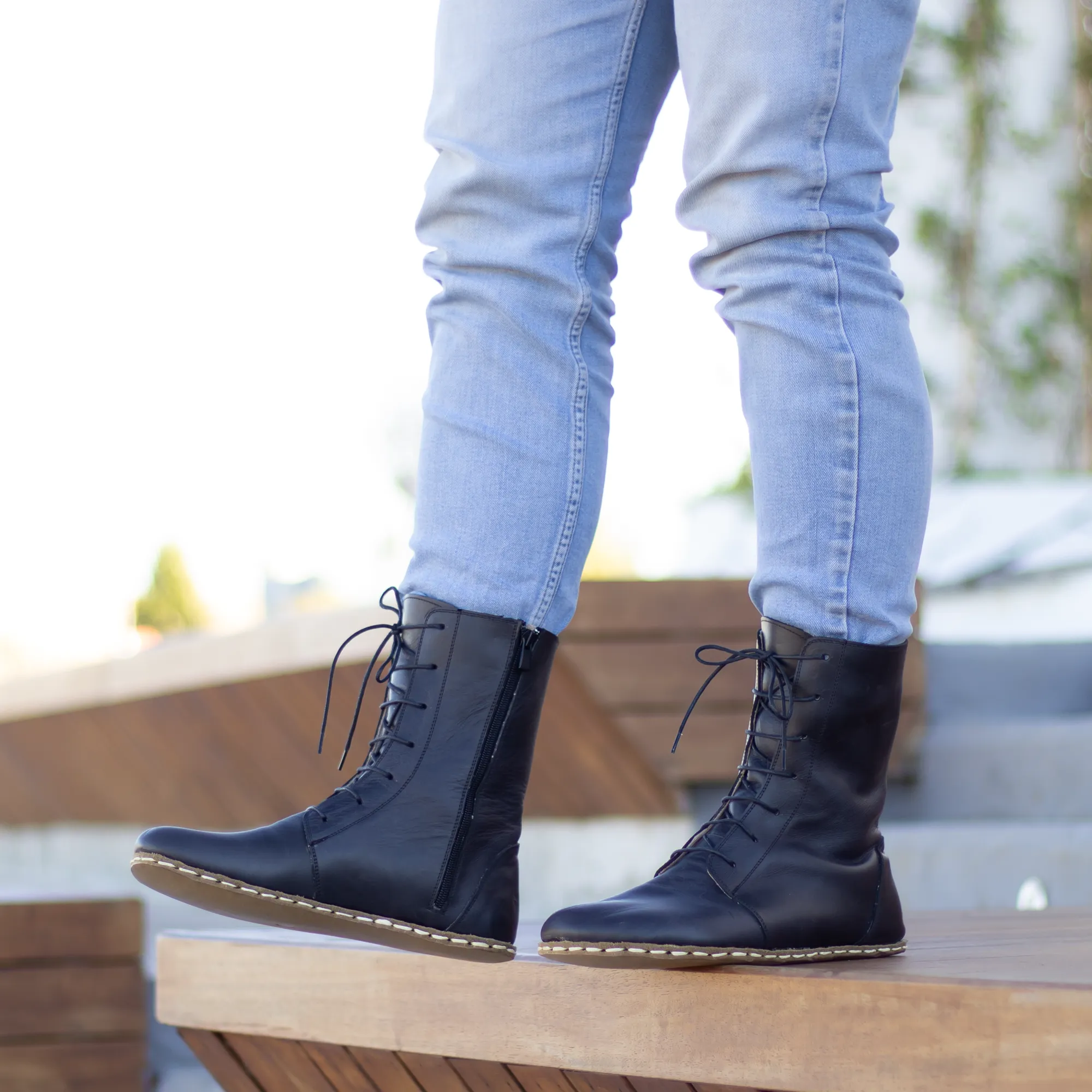 Barefoot Leather Lace-up Black Boots for Men