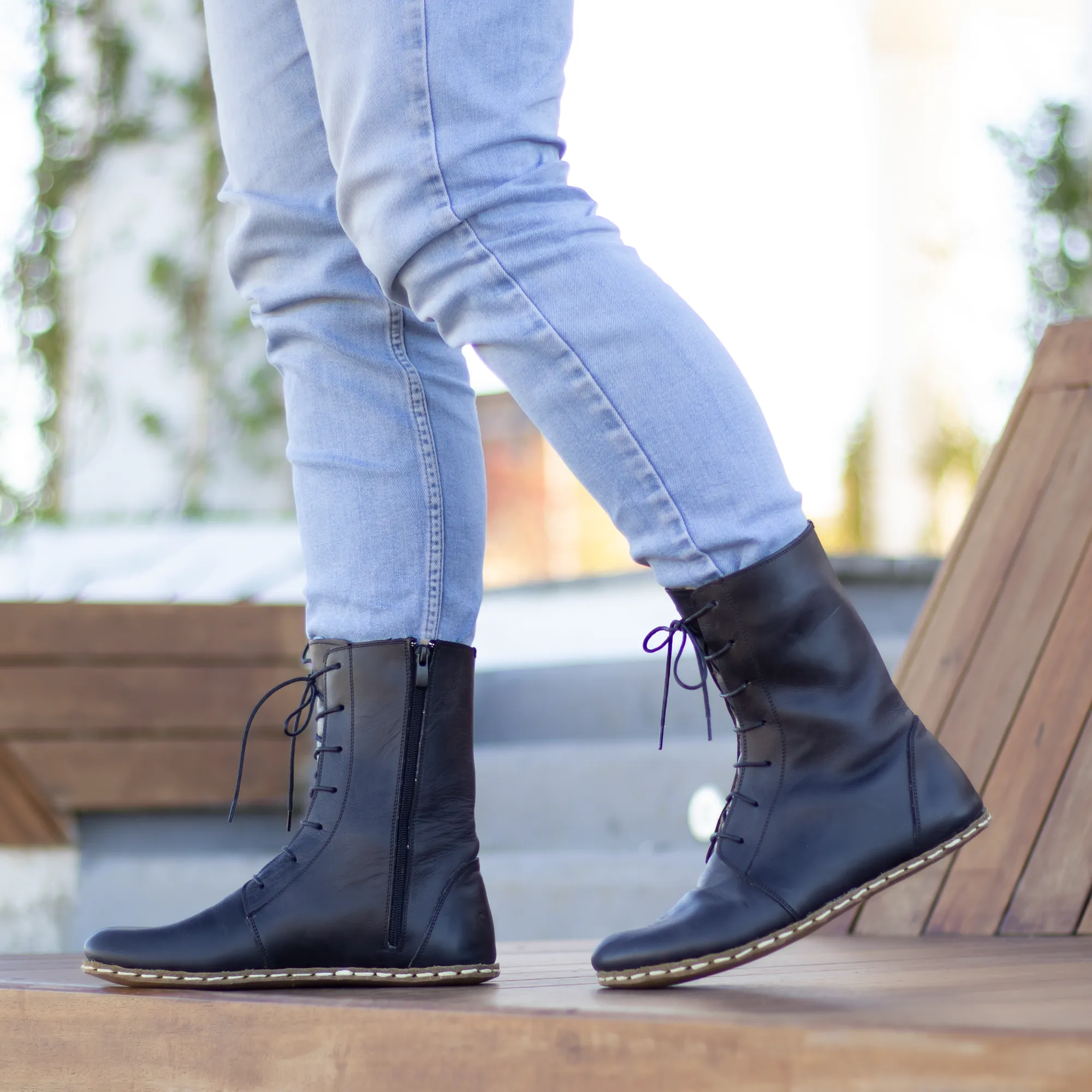 Barefoot Leather Lace-up Black Boots for Men