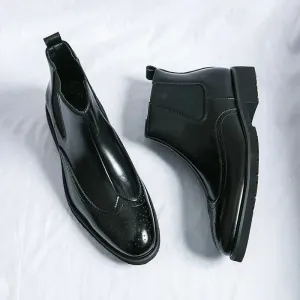 Baylor Sleek Chelsea Boots
