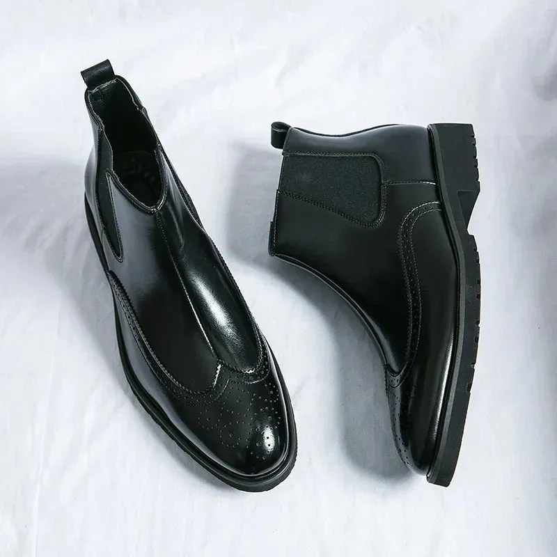 Baylor Sleek Chelsea Boots