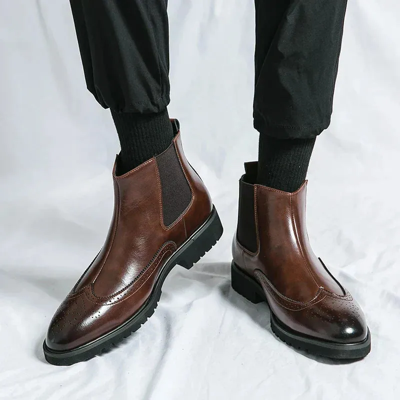 Baylor Sleek Chelsea Boots