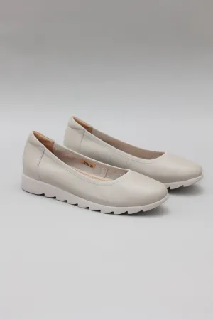 Charlotte Flats