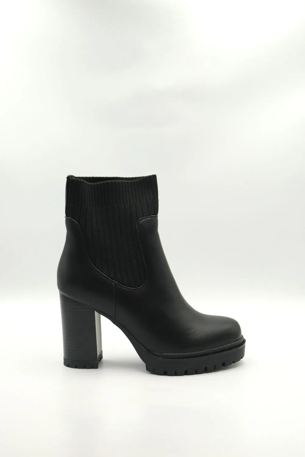 Clog Boot