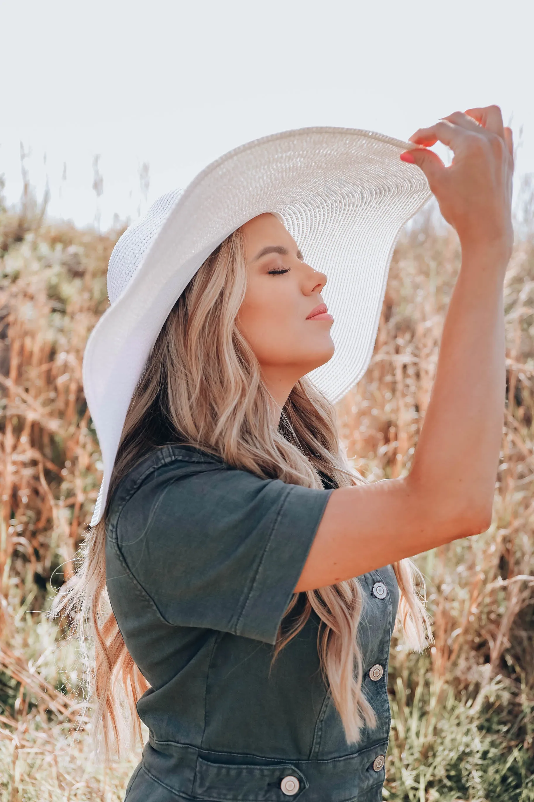 Farrah Floppy Straw Hat - White