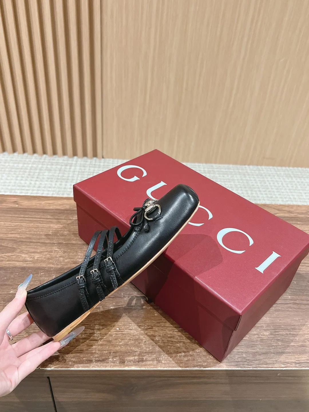 GC Cowhide fabric Early Spring Resort Series Horsebit Ballet Flats