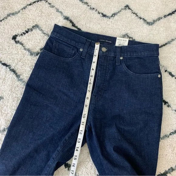 NWT Lucky Brand high rise crop slim Bridgette jeans