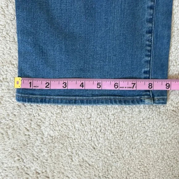 NWT NYDJ Bailey Relaxed Str Nottinghill Jeans