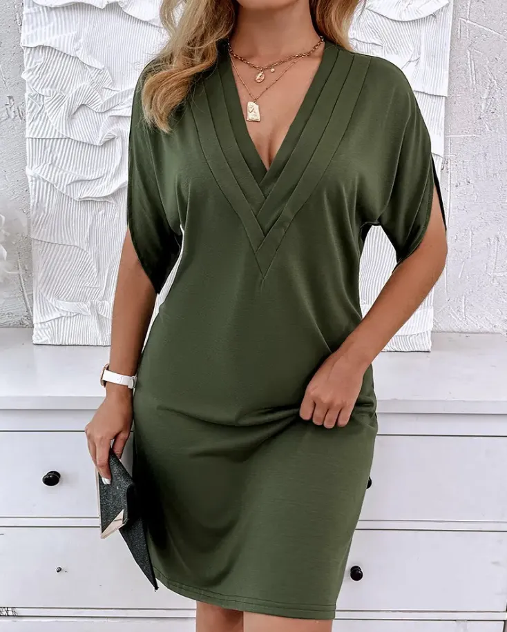 Selia | Elegant V-Neck Dress