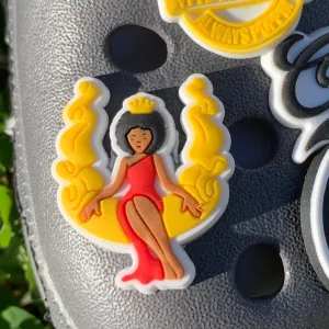 SHOE CHARMS - ON THE THRONE