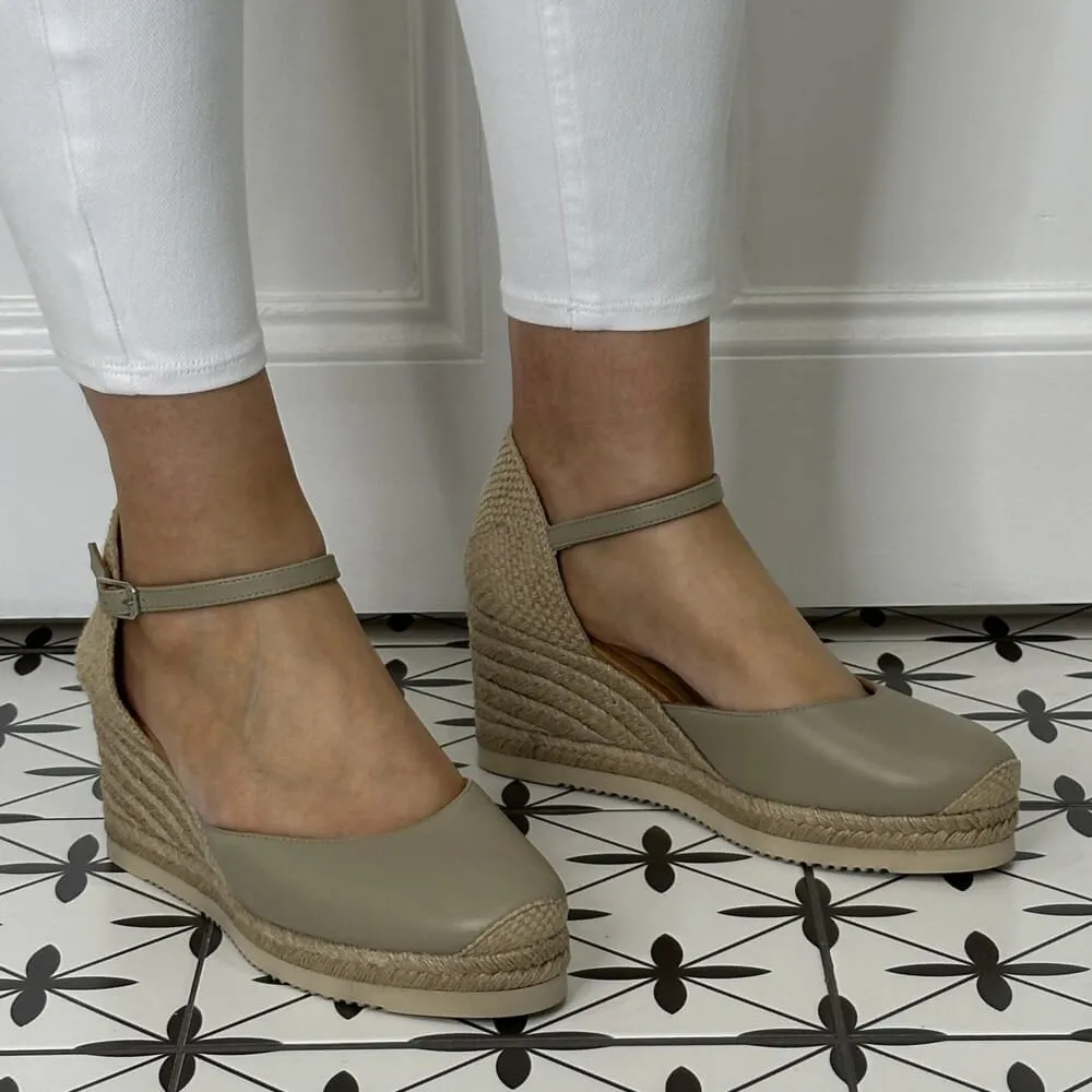 UNISA CACERES Espadrilles Matcha Green