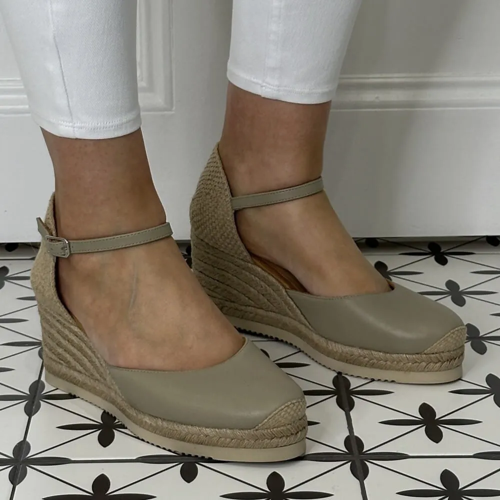 UNISA CACERES Espadrilles Matcha Green