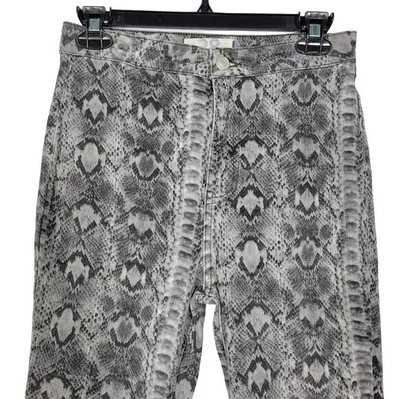 Women's Free People Snake Just Float On High-Rise Flare Jeans Size 28