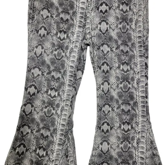 Women's Free People Snake Just Float On High-Rise Flare Jeans Size 28